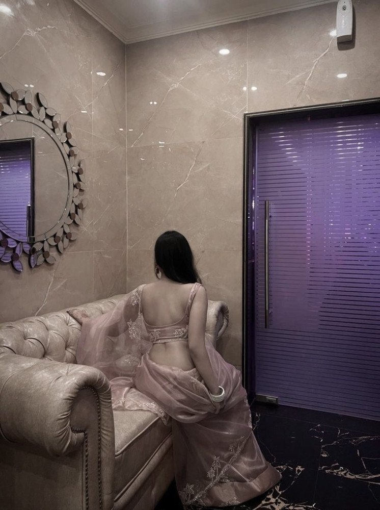 Private Escort Service | Elite Confidential Companionship | Bespoke Experience Thumbnail 2