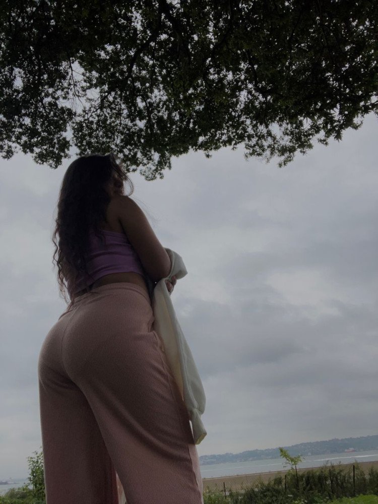 Plus-Sized Paradise: Curvy Mallu Escorts in Jaipur | 24/7 Service Thumbnail 4