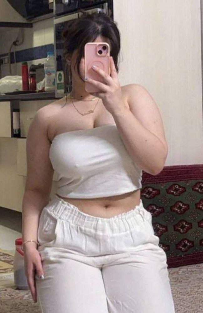 Model Escort on a Call  7737776873 Service anywhere in Jaipur City Thumbnail 3