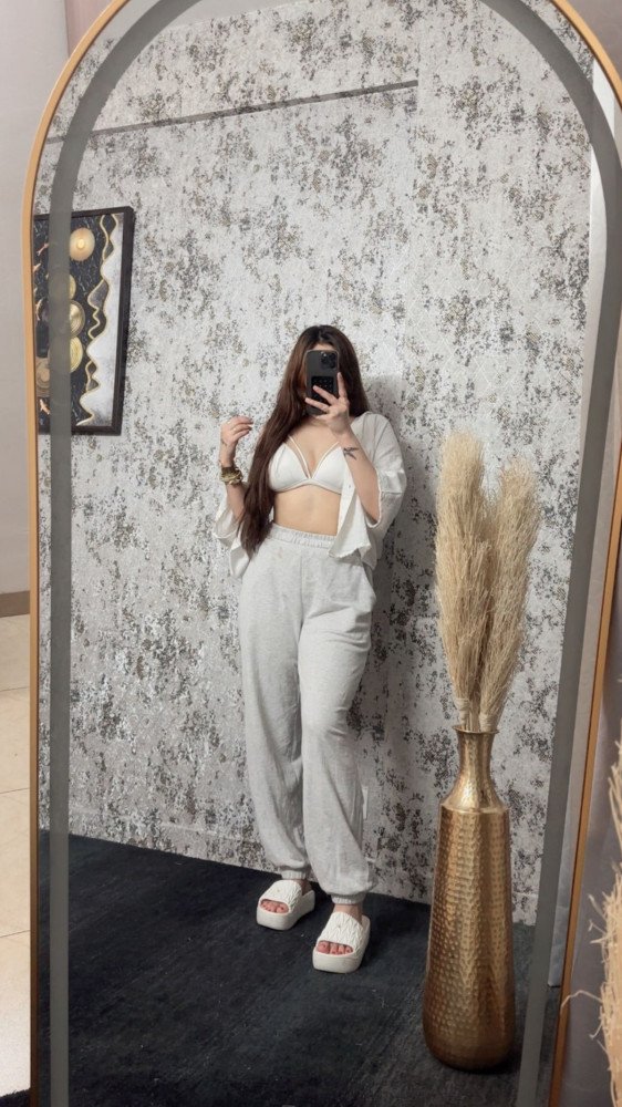 Elite Model Escorts in Jaipur | 24/7 Playtime Your Way Thumbnail 2